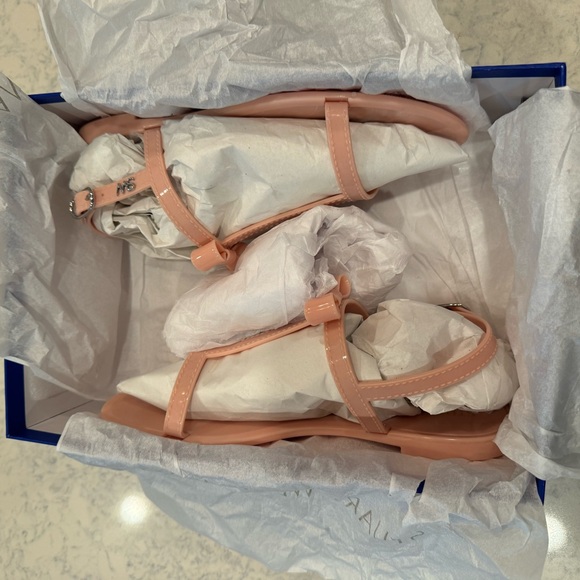 Stuart Weitzman Mellie Bow Jelly Flat size 8 brand new - Picture 3 of 9